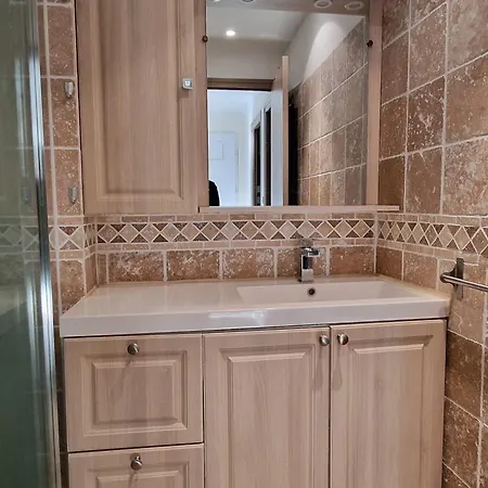 : Pour 4, Clim, Balcon - Fr-1-309-228 بانيول سور مير